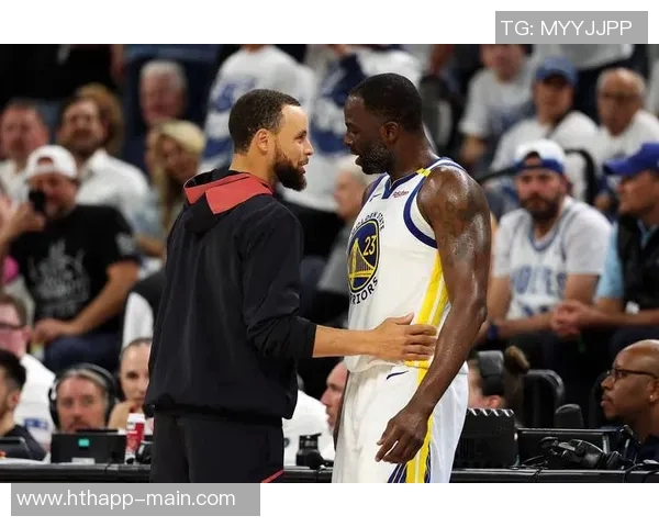 科尔感激库里和巴特勒的场边支持这对年轻球员成长至关重要